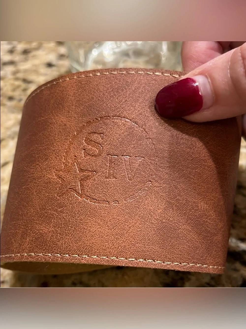 Back on sale! Two Glasses Wrapped With Leather Doubled Snap on Grips